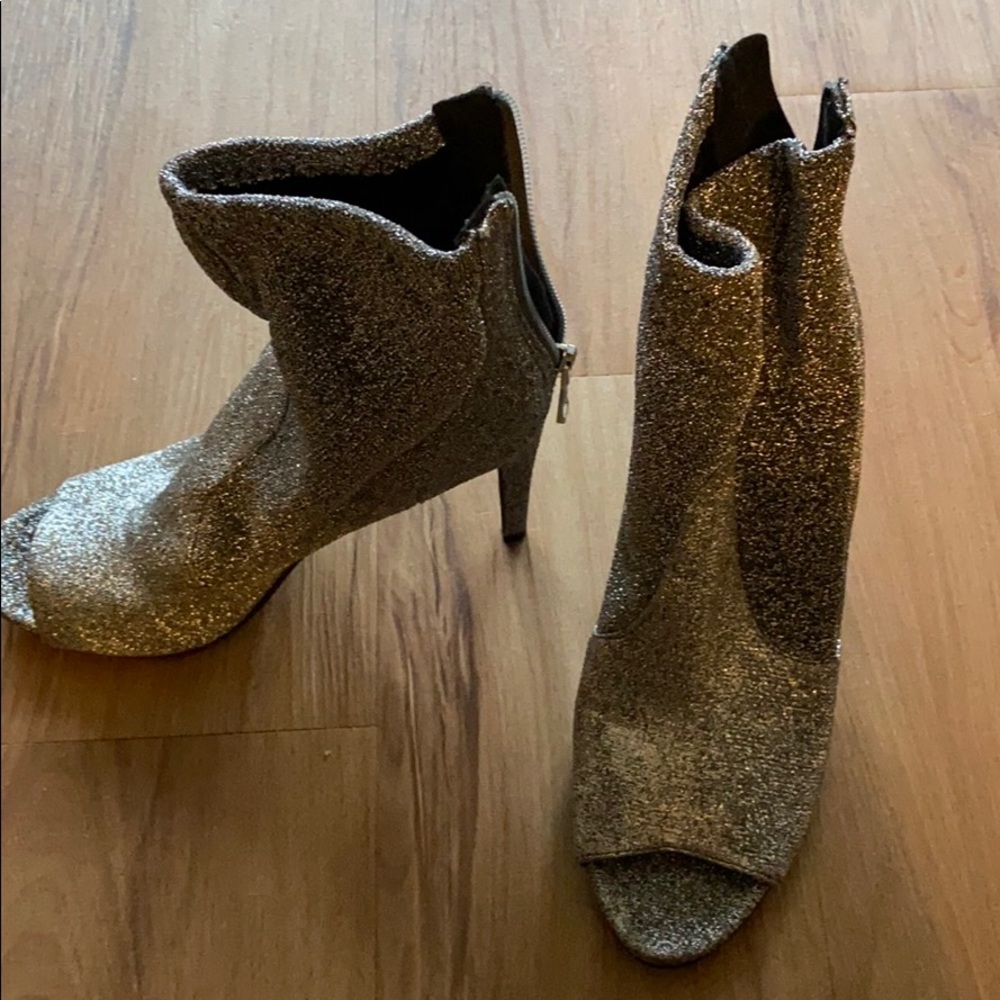 Silver Boots - image 2